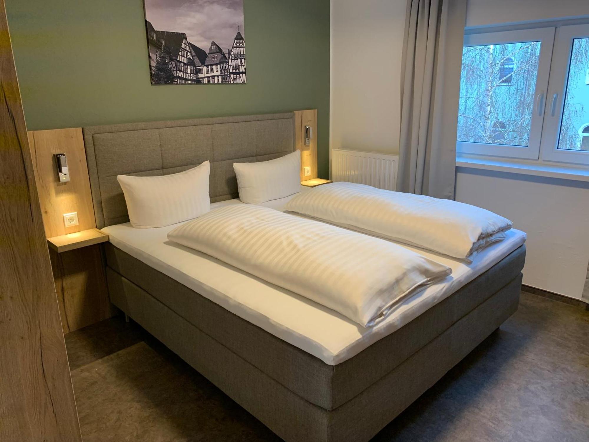 Hotel B4 Limburg an der Lahn Room photo